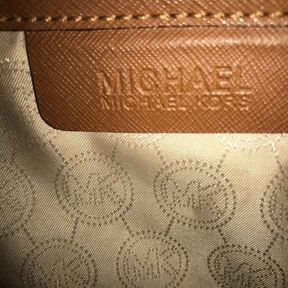 {Michael Kors} handbag and matching wallet - Picture 4 of 8